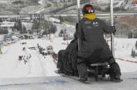 On the slope, most toboggans attempt to brake and steer with simple rear-mounted lever brakes.