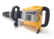 DeWalt's in-line body design provided a direct punch to the bit.