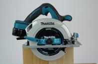 Makita XSH01 36-volt circular saw
