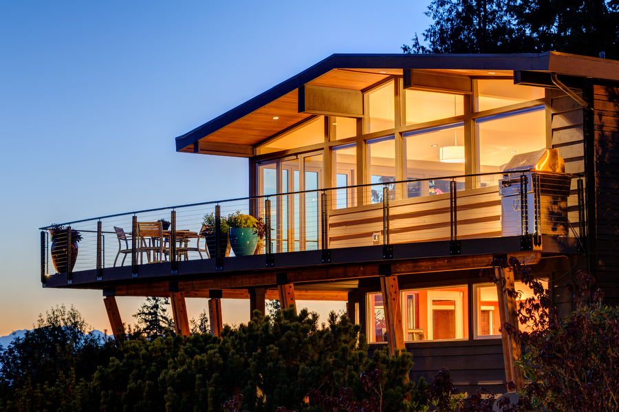 West Seattle residence with NanaWall