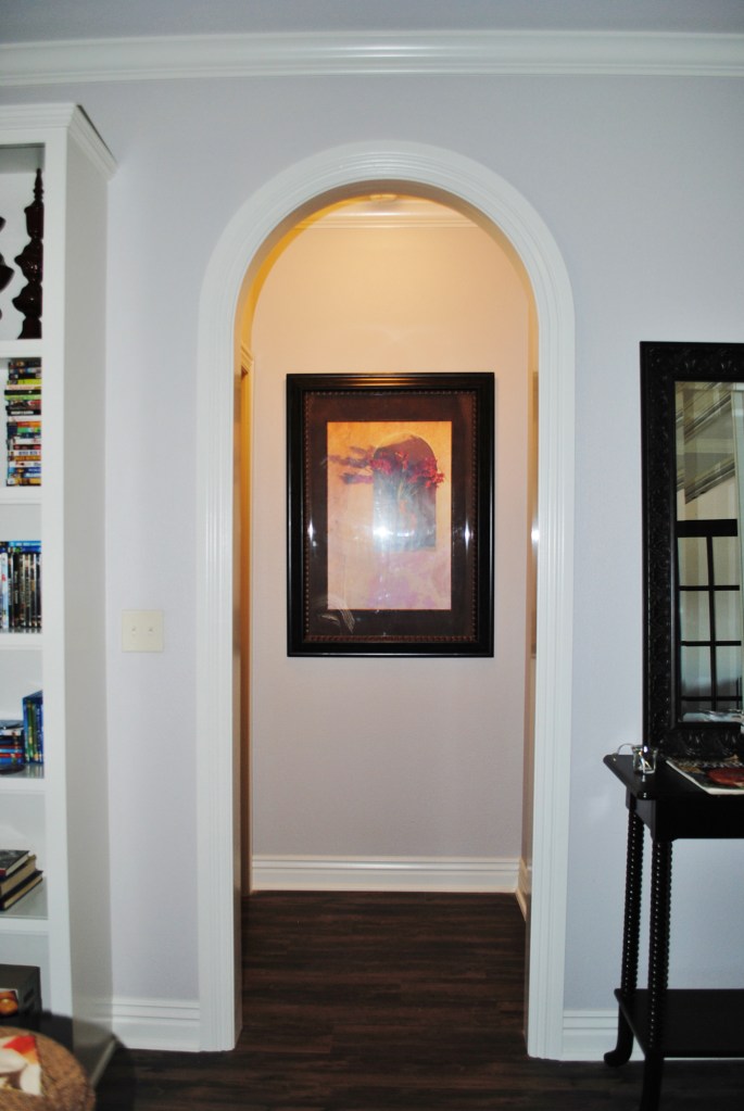 One of three types of arched openings, the circle top is actually a half circle. Tall ceilings are needed to accommodate this variety.