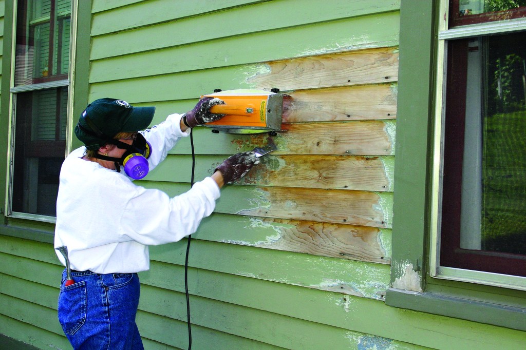 The original Speedheater 1100 is particularly well suited for stripping paint from flat surfaces.