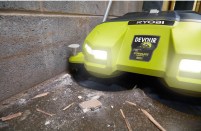 The Ryobi Devour really goes to town collecting dust without sending much—if any—airborne.