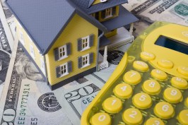 As Congress contemplates an overhaul of GSEs Fannie Mae and Freddie Mac, Zillow calculates the potential impact on typical mortgage payments.