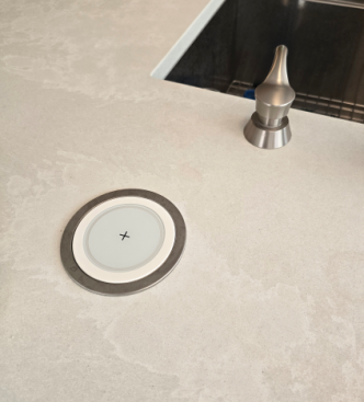 Hezi's pop-up countertop outlet