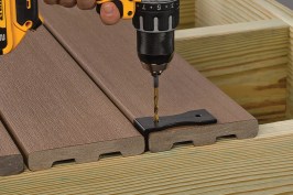 Jig for Cortex fasteners in TimberTech scalloped deck boards