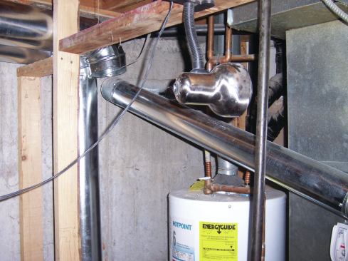 In colder regions, air brought directly to a natural-draft appliance can have an adverse effect on the flue, and the cold air can freeze nearby water pipes.