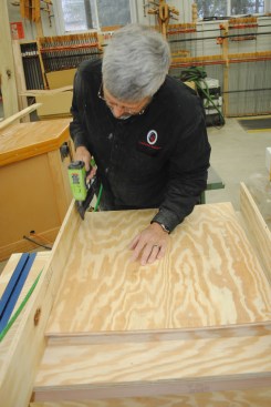 Build the cantilevered saw platform out of 1/2-inch plywood.