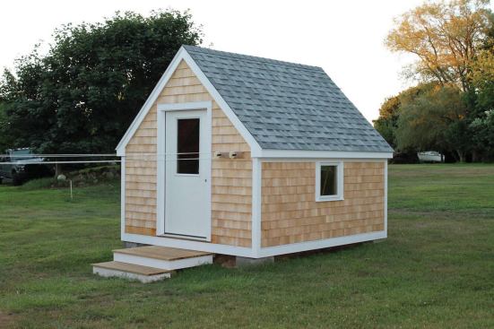 This small shed sits on four piers at its corners.