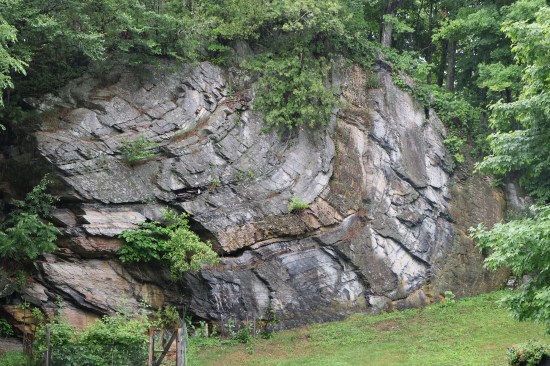 The exposed slate ledge shown here is known as the Glen Lake Syncline located in West Castleton, VT. In the early 1800s, farmers working fields along the Vermont-New York border below Lake Champlain encountered similar outcroppings of slate. Initially, the region’s “surface” slate—left exposed by glacial scouring during the Great Ice Age—was quarried on a small scale for mill stock and foundation stone. See “Geology of the Champlain Valley” for the geologic origins of this metamorphic rock. Photo by Tim Healey