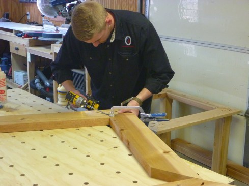 Frame for the top of the louvered section goes together like the bottom frame with glue and pocket screws.