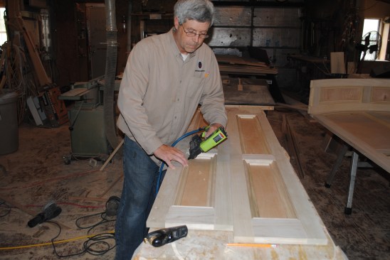 Panel molding completes the side panels. 