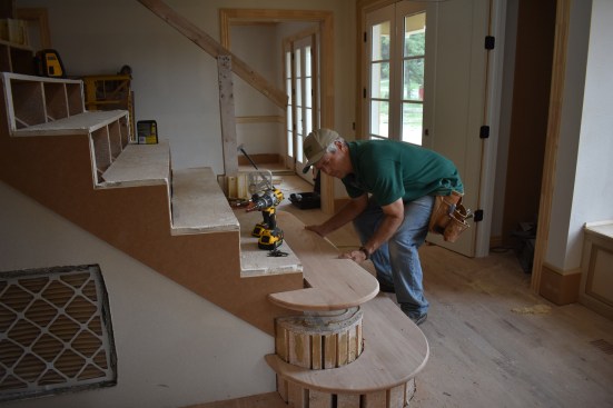 The smaller upper step with its straight inside cuts was handled easily by the author.