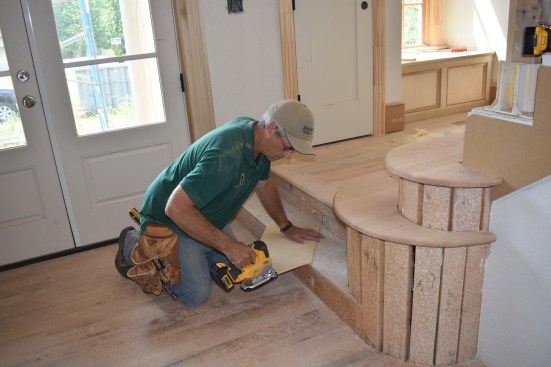 For the step down to the lower level, the author cut and templated the curve out of 1/4-inch plywood. 