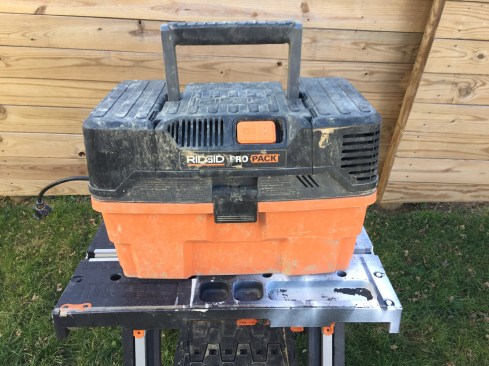 Ridgid ProPack 4.5-gallon wet/dry vac. Totally cubular