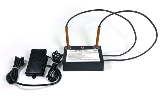 All-steel foot pedal. No frills. All tool. Great design.