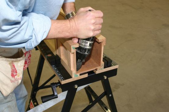 The rail is pinned.