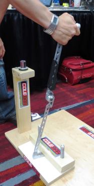 With the handle opned to 180 degrees the tool becomes a straight prybar. The fellow performing the demonstration is holding onto the head.