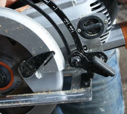 The base plate on the Ridgid is more likely to bend in falls because it is essentially a flat piece of metal.
