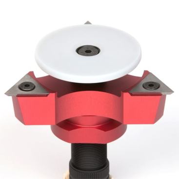 The cutters are held in place by hex screws.