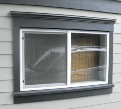 The 1x4 side trim follows the siding, covering the ends at the butter boards and nearly flushing out with the head trim.