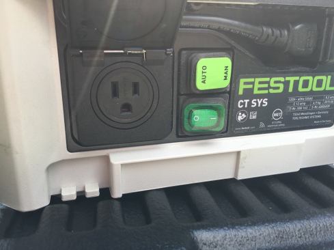 The CT SYS features a tool-activated outlet and switch. You can choose between Auto and Manual modes. At 12 amps, the CT SYS is rated for tools with a low amp draw like sanders and jig saws.