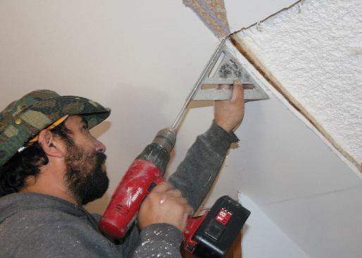 Transferring the corners of the opening to the roof surface