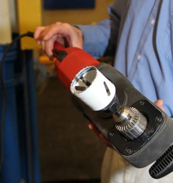 Like other manufacturers, Lenox tests their products against competing models. After a single cut in the stainless steel tube the teeth on this “brand x” hole saw are completely shot. That doesn’t necessarily mean it’s a bad hole saw – it might be great in other materials for other kinds of cuts.
