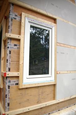 Triple-pane Klearwall windows, which are made in Ireland, are used throughout the house.