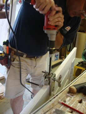 A 1-inch spade bit follows the guide in the jig for the edge bore hole. A quick-release bit holder that’s included with the jig kit makes bit changes quick and easy. For many projects, the lockset and deadbolt assemblies are installed at this point.