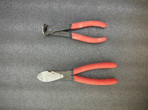 Tradesmen often refer to diagonal cutters as “dikes”, a name derived from Diagonal CutterS (DICS). The end nippers and diagonal pliers (FlushCut model) shown here are from FastCap. I like them because they cut perfectly flush. They can be used to pull nails or trim nails and edge banding flush to the surface so nothing sticks out.
