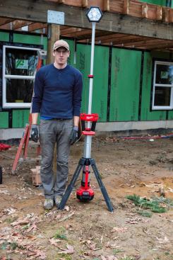 At 7’ when fully extended, the TrueView head can be articulated in any direction. The unit also sets up quickly due to quick-release lever features.