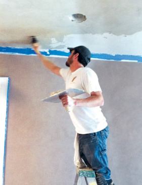 We applied the Porcelina top coat to the ceiling the next day.