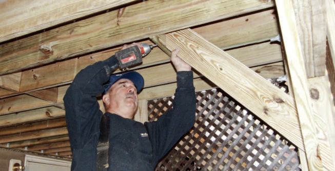 Lateral braces also are joined to blocks between joists.