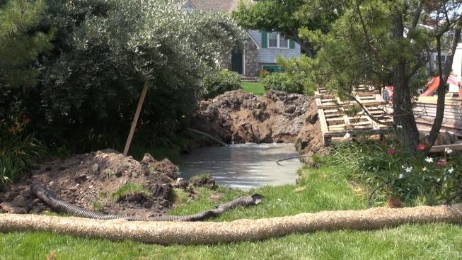 The drilling crew dug this sump trench to manage the overflow of fresh water produced by the ground loop well shaft. Homes in the area have fresh water supplied by a municipal water system, but many also have drilled wells that produce water for use in landscape irrigation. Despite the area’s location on the shore of the Atlantic Ocean, the wells produce fresh water.