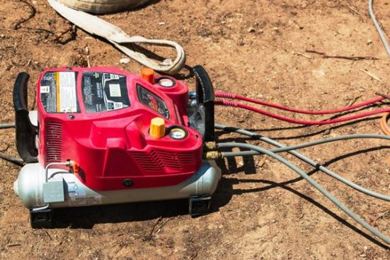 High Pressure Air Compressor. For the last 7 years we’ve been using 
Max high pressure coil guns and the discontinued AKHL1230E compressor—which can power both high and standard pressure tools. High pressure guns are lighter than standard models and require special high pressure hose. We have four 100-footers; we haven’t had to replace any but we have had to make repairs when wear causes a hose to blow out (usually from fatigue near a coupling).