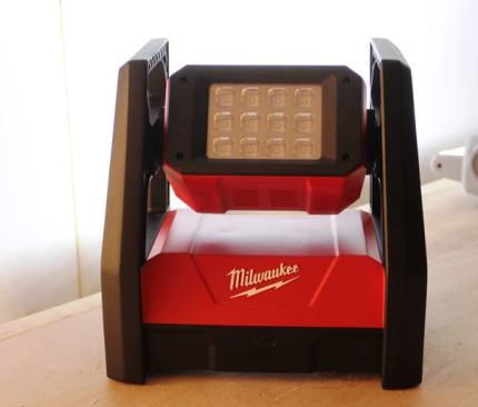 M18 High Performance (HP) Flood Light. This cordless work light is intended to replace the 500-watt halogens that so many tradesmen use. Features include a protective outer housing, a head that rotates 270 degrees, and hanging holes on the bottom. It has high, medium, and low settings and is said to have 8 hours of runtime on low with a 5.0 Ah battery. There is a port on back for use with a provided AC adaptor. Lumens: 3,000. Lux: 25,000 (vs 13,800 for a 500-watt halogen). Available: November 2015.