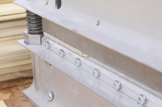 A closeup view of the cut. This model can cut select materials up to 1" thick.