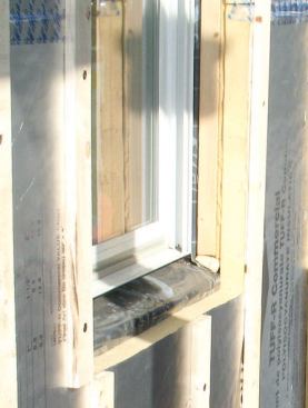 The blocks were covered with 1/2-inch-thick foam, then buried beneath the second layer of 2-inch foam, effectively preventing thermal conduction.