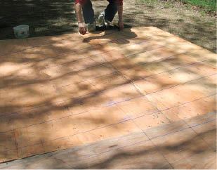 Figure 4. Outline every tread on the stair by snapping lines between the center and the walkline marks.