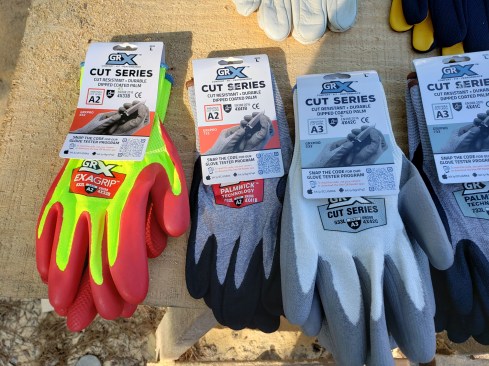 GRX comes with a high-vis in the ExacGrip line, if that’s required on your site. All the gloves I tested are touchscreen compatible.