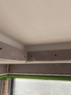 The width of the valance plasterboard defines the opening for the light.