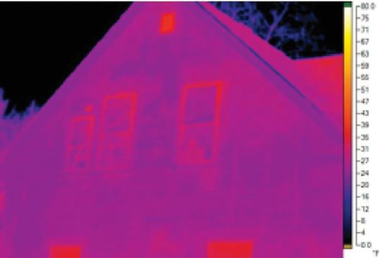 The thermal span in this image is an overly wide 80°F, which has the effect of clumping temperature variations in the area of interest into a very narrow color band, washing out most detail.