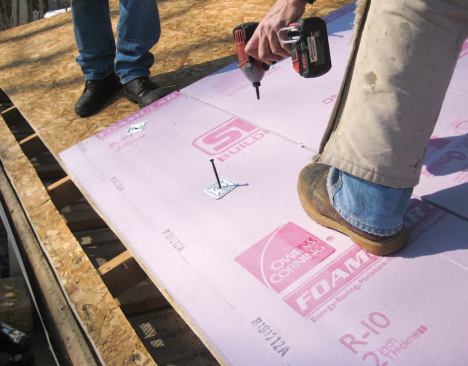 Taking advantage of existing vented soffits, the author cut slots in the sheathing along the eaves to provide air pathways through the eaves assembly.