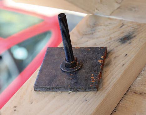 Anchor in the wall plate