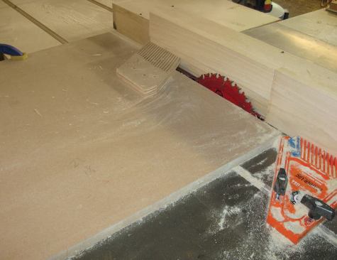 I made the steps in three successive passes on my table saw.