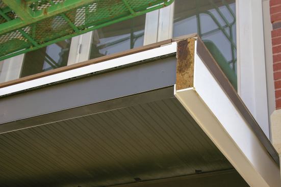 Any standard decking can be attached to the aluminum joists; any water that makes its way into the deck’s interior drains to the outer edge.