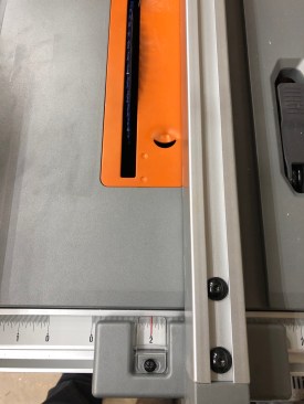 The pointer didn’t want to point. It was finicky to adjust and keep locked in one place.