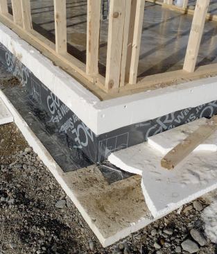 Ice and water membrane covers the seams and helps prevent both insects and water from infiltrating the foam.