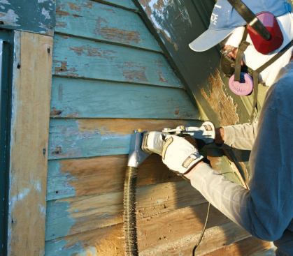 Even though the Paint Shaver excels at stripping wide, flat surfaces, it leaves a significant swath of untouched paint in the corners that must be removed by other means.